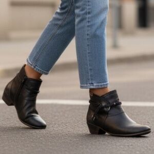 PIKOLINOS Rotterdam Ankle Boots Size 40 EU / Size 10 Braided Tassels 3326-16